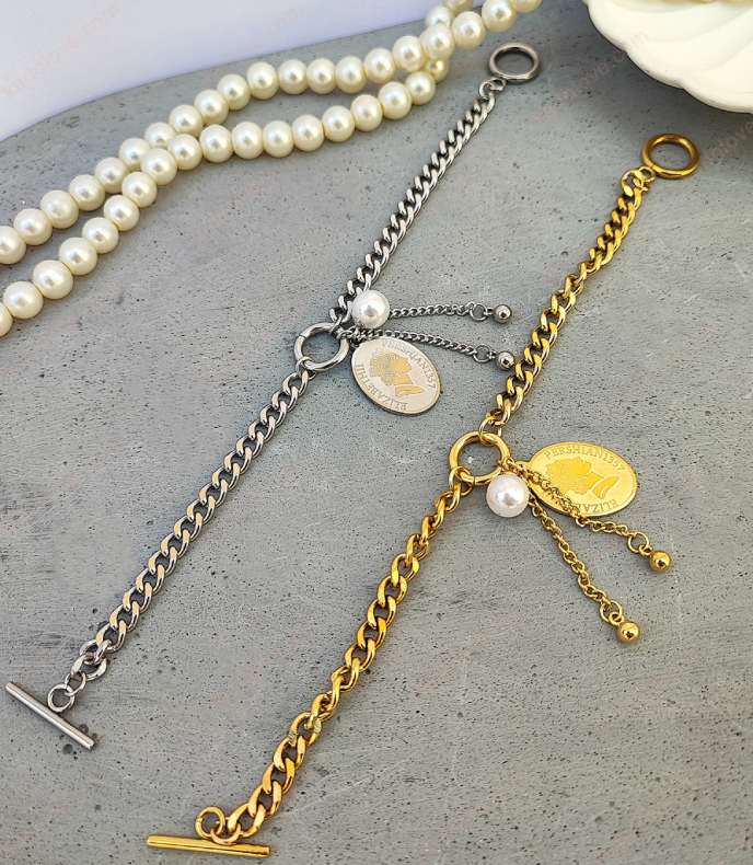 15% - 2025-09-27T105330.635 دستبند جدید زنانه قفل تیفانی