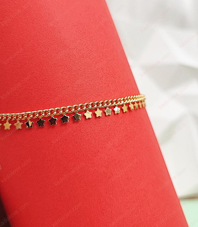 آویز ستاره طلایی